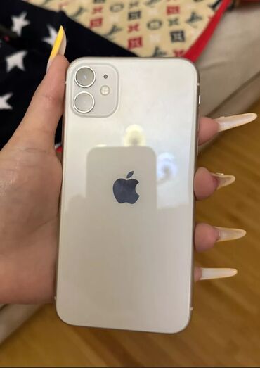 iphone 11 dubay qiymeti: IPhone 11, 64 ГБ, Белый, Face ID