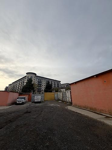 arendaya moyka 2026: Ağ şəhər (city park mall yanı) anbarlar icarəyə verilir. Qapalı həyət — 8