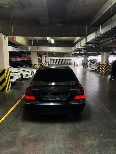 Mercedes-Benz: Mercedes-Benz E-Class: 2002 г., 3.2 л, Автомат, Бензин, Седан — 4