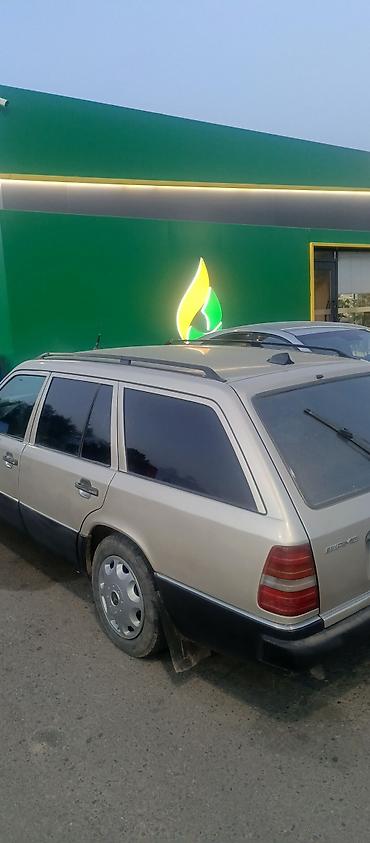 мерс малалитрашка: Mercedes-Benz W124: 1992 г., 2.2 л, Механика, Универсал — 6