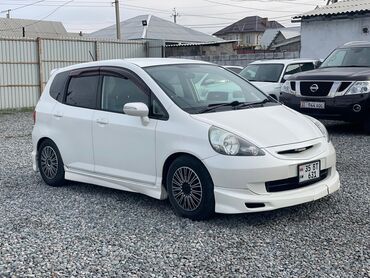 Honda: Honda Fit: 2007 г., 1.3 л, Вариатор, Бензин, Хэтчбэк