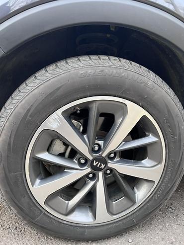 Kia: Kia Sorento: 2019 г., 2.2 л, Автомат, Дизель at lalafo.kg — 11 Kia: Kia Sorento: 2019 г., 2.2 л, Автомат, Дизель — 11