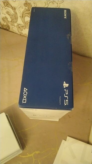 PS5 (Sony PlayStation 5): Sony PlayStation 5 (PS5) – Disk versiyası Xüsusiyyətlər: - 4K/120 Hz — 8