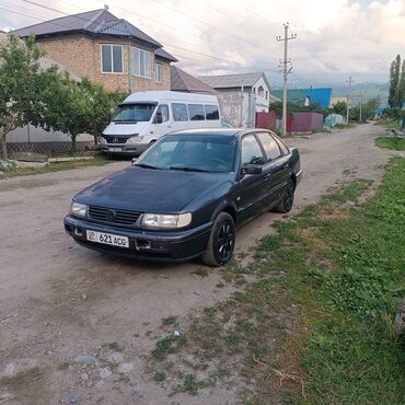 лабавой: Volkswagen Passat: 1994 г., 1.8 л, Механика, Бензин, Седан