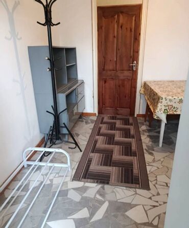 сдаю дом без хозяина пишпек: 1 комната, Агентство недвижимости, Без подселения, С мебелью частично