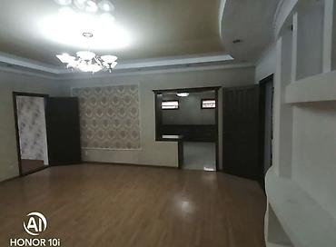 Продажа коттеджей и домов: 🔷 Продаётся дом + участок в районе рынка Баят 🔷 Цена — 10 500 000 сом — 14