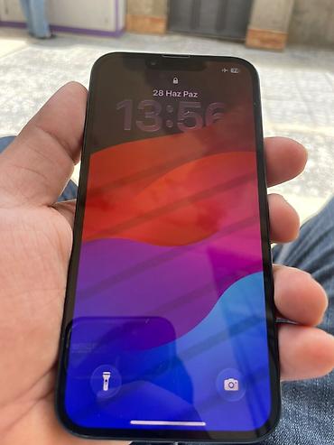 el blenderi: IPhone 13 — 1