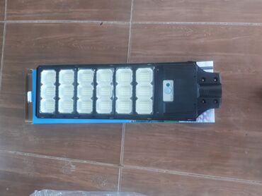 Günəş lampaları: Günəş enerjili LED küçə/ həyət lampası Xüsusiyyətlər: - İnteqrə — 4