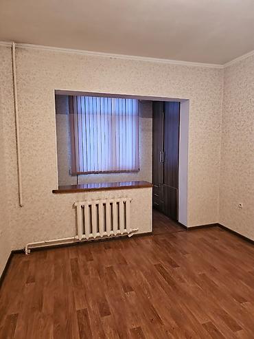 абдурахманова: 1 комната, 36 м², Асанбай мкр 106 серия, 3 этаж, Косметический ремонт — 4
