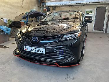 corolla 2018: Toyota Camry: 2018 г., 2.5 л, Вариатор, Гибрид, Седан — 5