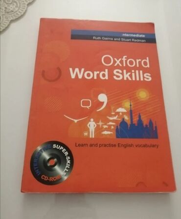 oxford word skills: İngilis dili oxford word skills qiymeti 7 manat Xırdalan
