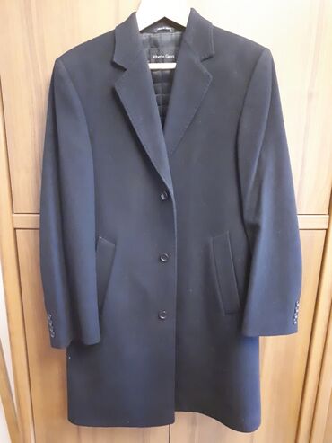 пальто бежевый: Пальто мужское кашемир, 48 размер, состояние отличное, торг