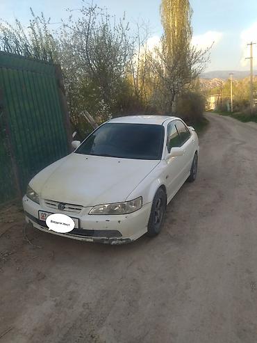 honda inside: Honda Accord: 2001 г., 0.2 л, Механика, Бензин, Седан — 2