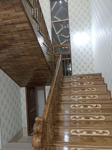 Mebel ustaları: Taxta isleri hər növ matrealdan qapı pilləkən mebel stol ve yataq — 24