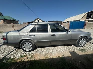мер 220: Mercedes-Benz W124: 1994 г., 2.2 л, Механика, Бензин, Седан — 4