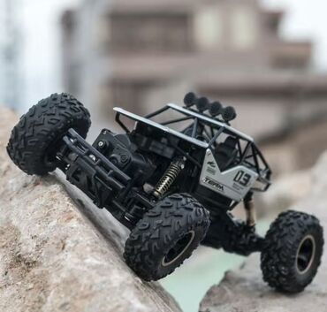 игрушка тедди: Радиоуправляемые машины Rock Crawler станет отличным подарком для