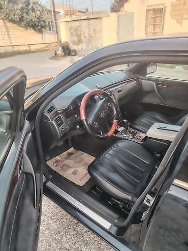 mersedes s 320: Mercedes-Benz 220: 2.2 l | 2001 il Sedan — 2