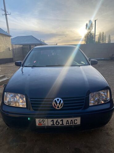 Volkswagen: Volkswagen Bora: 2003 г., 2 л, Механика, Бензин, Седан