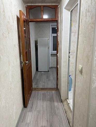 studio menziller: 1 otaqlı mənzil – mətbəx, sanitar qovşaq və qonaq otağı ilə. - — 8