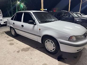 розовый матиз: Daewoo Nexia: 2004 г., Механика, Бензин, Седан — 6