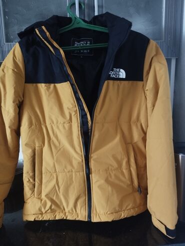продаю зимнюю куртку: Куртка качествосы аябай жакшы.
13,14ж
1500