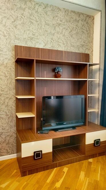 стеклянная подставка под телевизор: Düz TV altlığı, Polkasız, Laminat