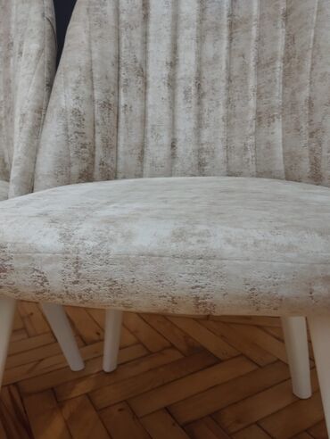 Sviterlər: Stular 1 edədi 100 azn təzədir dəyərinən aşagı verirəm — 3