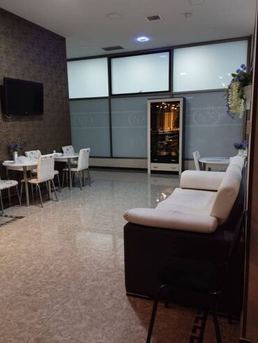 Digər kommersiya daşınmaz əmlakı: Nərimanov metrosuna yaxin 330 kv sahəsi olan obyekt fitnes spa -da lalafo.az — 4 Digər kommersiya daşınmaz əmlakı: Nərimanov metrosuna yaxin 330 kv sahəsi olan obyekt fitnes spa — 4