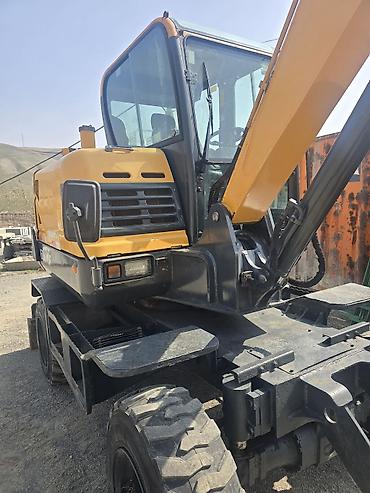 Экскаваторы: Экскаватор, Hyundai, Колесный — 2