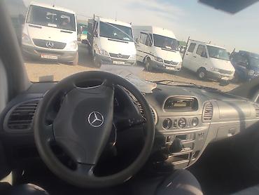 автомобил пассат: Mercedes-Benz Спринтер: 2006 г., 2.2 л, Кол менен иштөөчү, Дизель — 6