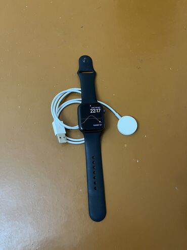 сколько стоит детские часы: Apple Watch SE 44 mm В хорошем состоянии. В комплекте ремешок и