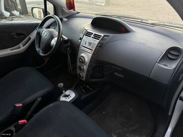 Toyota: Toyota Yaris: 1 l. | 2007 έ. Χάτσμπακ — 6