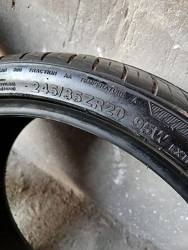 islenmis teker satisi: Goodyear markalı avtomobil şinləri. Şinlərin ölçüsü 245/35 ZR20, yük — 4