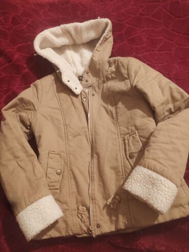 Paltolar: Donlar 10Ici isti kurtka 10 manat az geyinilibSatilir ne — 18