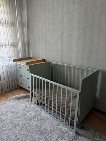 комод пеленальный столик: Детская кроватка RANT «BAMBOO» и комод с пеленальным столиком