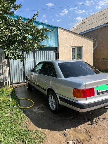 ауди с4 1991: Audi 100: 1992 г., 2 л, Механика, Газ, Седан