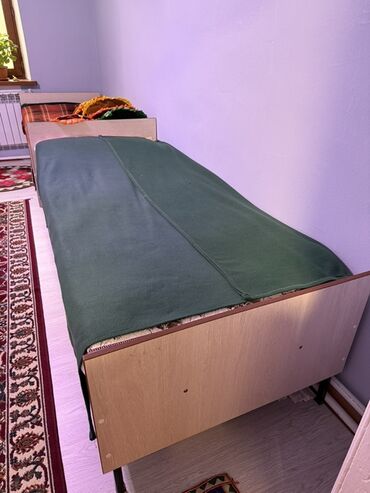 кроват односпальный: Односпальная кровать, С матрасом, длина - 195 см