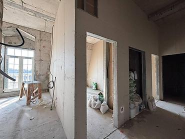 mansarlı evlər: Satılır 3 otaqlı yeni tikili 100 m², Ağ şəhər q. Kateqoriya Yeni — 3