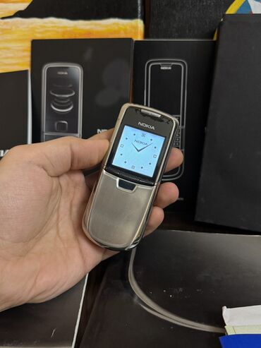 Nokia: Nokia 8 Sirocco, < 2 GB Memory Capacity, rəng - Gümüşü, Düyməli — 9