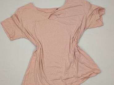 Women's Clothing: Women`s T-shirt, size S (EU 36)
