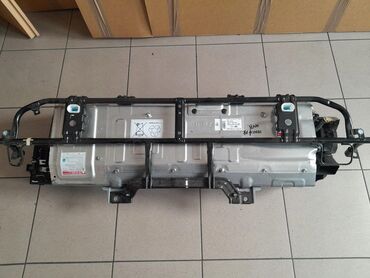 Аккумуляторы: Аккумулятор 100 и более Ач