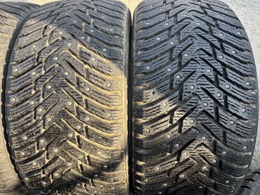 Шины: Шины 285 / 35 / R 19, Зимняя шипованная, Б/у, Комплект, Легковые, Nokian — 2