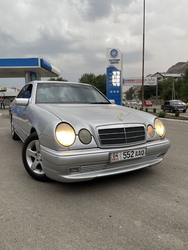 мерс сешка 1998: Mercedes-Benz 240: 1998 г., 2.4 л, Автомат, Бензин, Седан