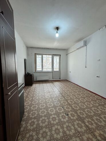 квартира берилет мкр кок жар: 1 комната, 40 м², 105 серия, 2 этаж, Косметический ремонт