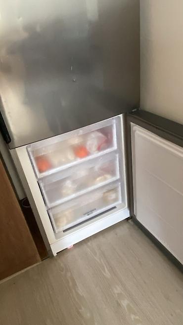 lianli lancool 207: İşlənmiş 2 qapılı Hotpoint Ariston Soyuducu Satılır, rəng - Gümüşü — 3