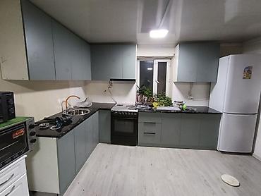 уголок кухния: Кухонный гарнитур угловой, современный - Планировка: Г‑образная с — 1