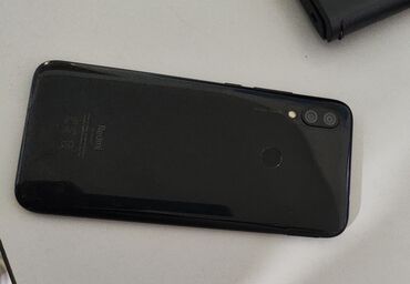 купить бу телефон в ломбарде: Xiaomi, Redmi 7, Б/у, 16 ГБ, цвет - Черный, 2 SIM