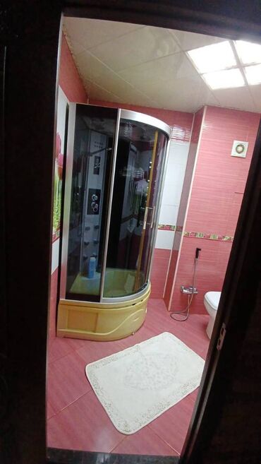 Uzunmüddətli kirayə mənzillər: Xırdalan şəhəri, AAAF yaşayış kompleksində olan, 11 mərtəbəli yeni — 9