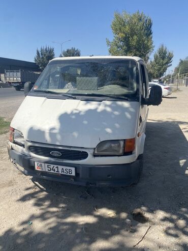 продаю в связи с переездом: Ford Transit: 2000 г., 2.5 л, Механика, Дизель, Van