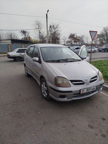 Nissan: Nissan Almera Tino: 2000 г., 2 л, Автомат, Газ